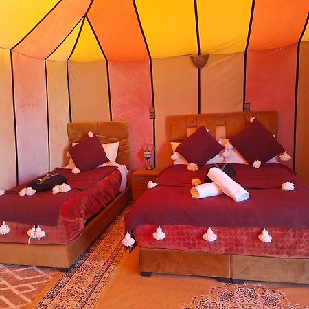 Отель Nomad Luxury Camp Мерзуга Экстерьер фото
